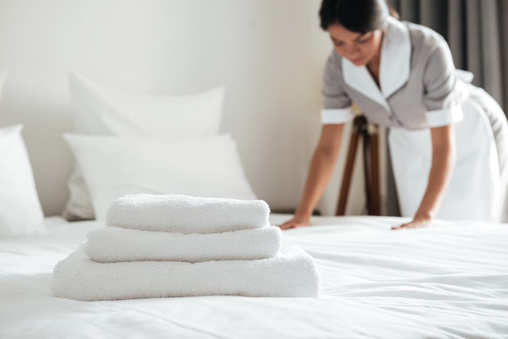 housekeeping shutterstock 654521557 med