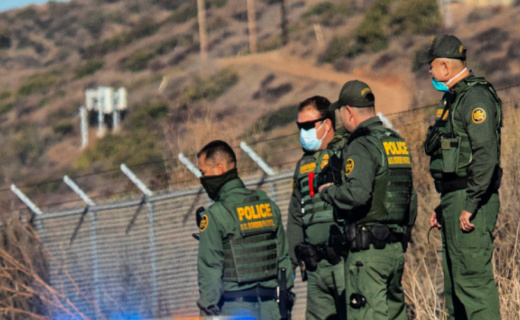Shutterstock 1900868446 borderagents 1
