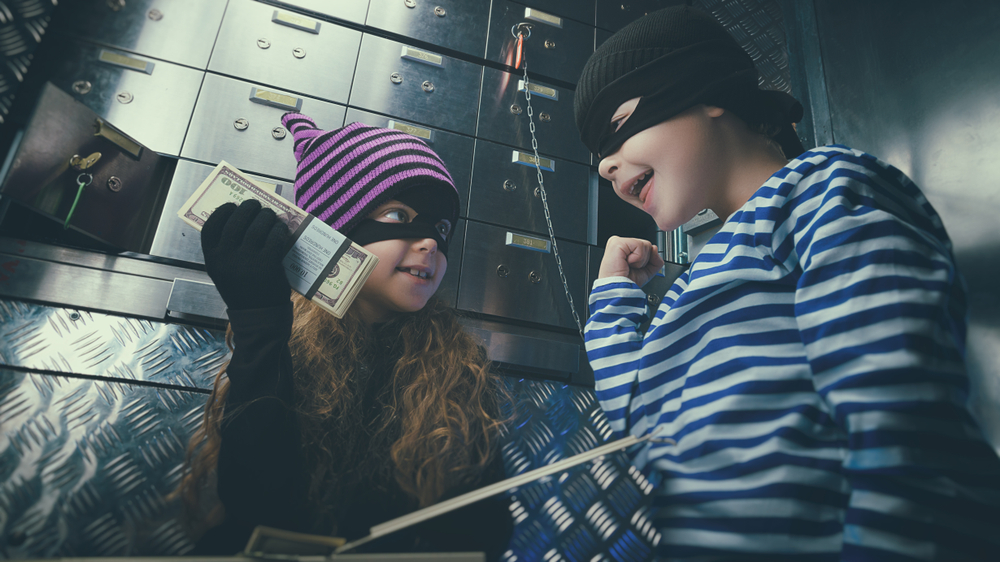 child robbery shutterstock 1050346982 med
