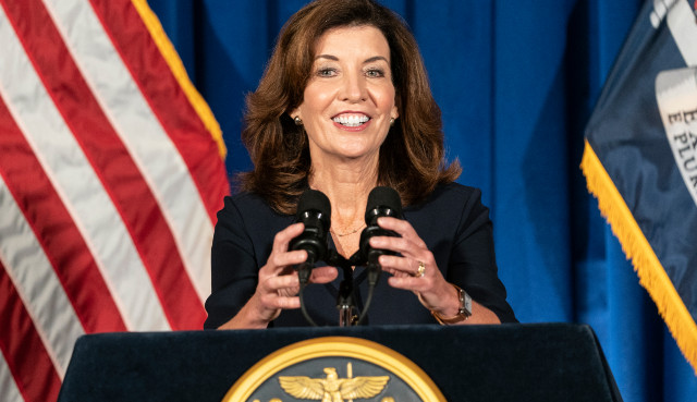 hochul.shutterstock 2023461074