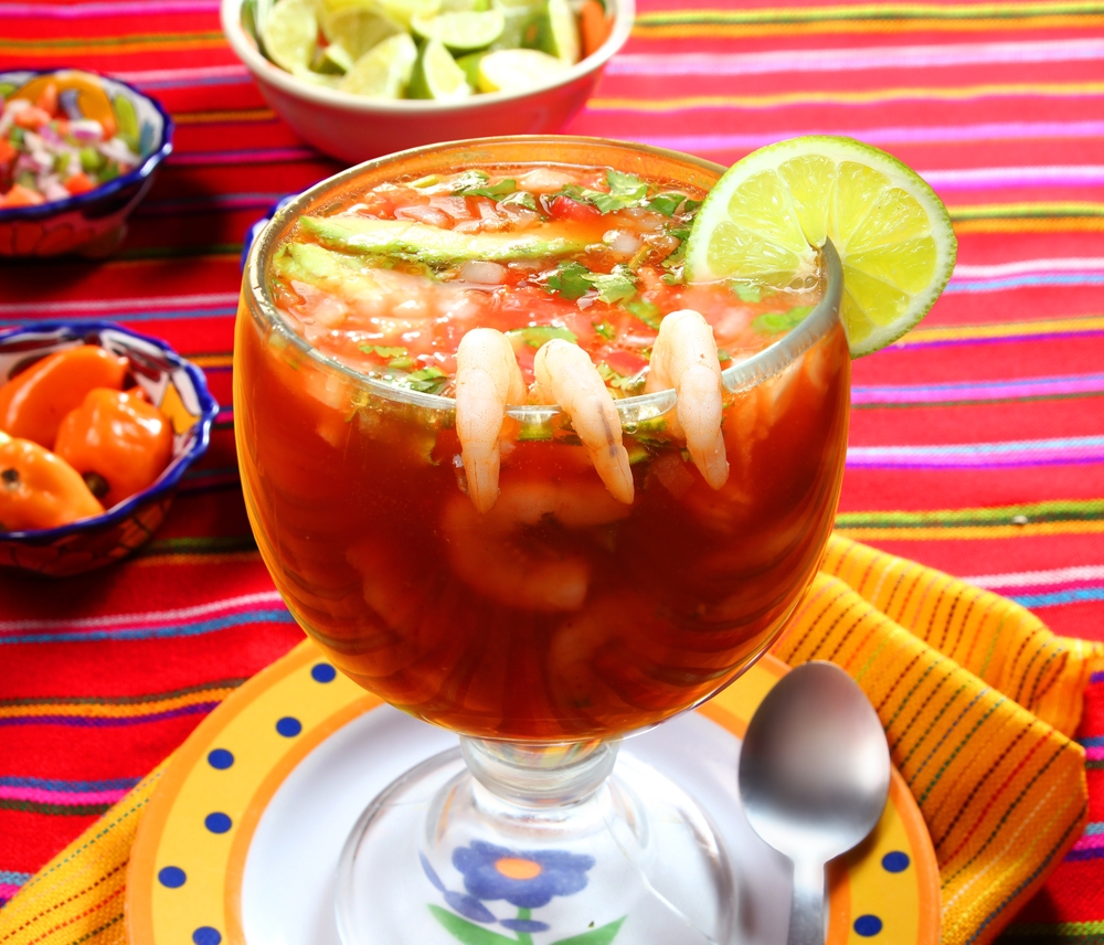 shutterstock 73567063.cocktail