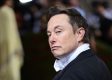 If Apple and Google Remove Twitter from Their App Stores, Elon Musk will “Make an Alternative Phone”