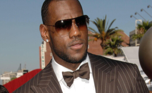 Shutterstock 181489568 lebron 1