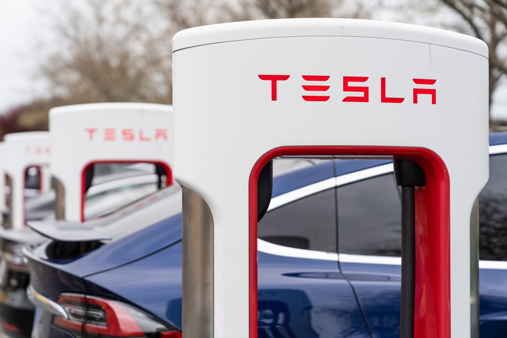 tesla.shutterstock 1350110099 3