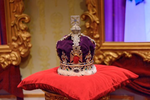 crown.shutterstock 460029811 e1662723555446
