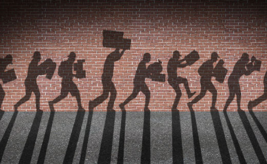 looters.Shutterstock 1748123585
