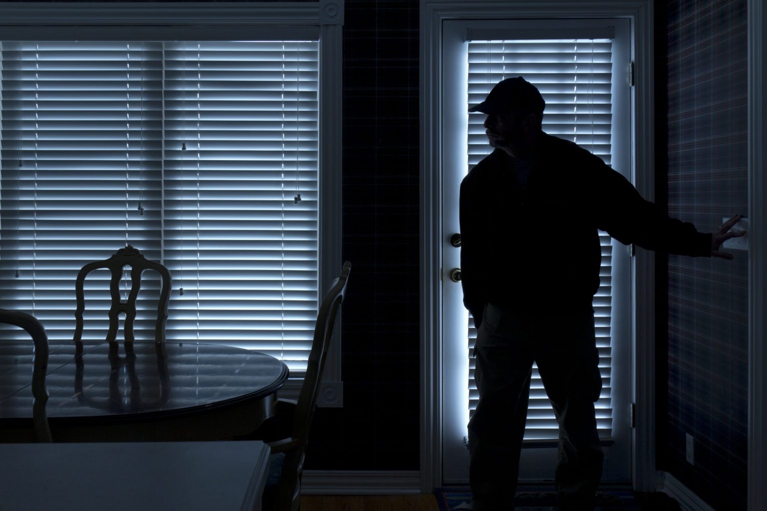 shutterstock 149341616.homeinvasion scaled 1